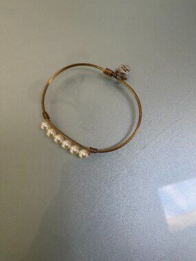 Luca + Danni Pearl Bangle Bracelet